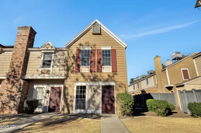 MLS: 6815734 Condo For Sale