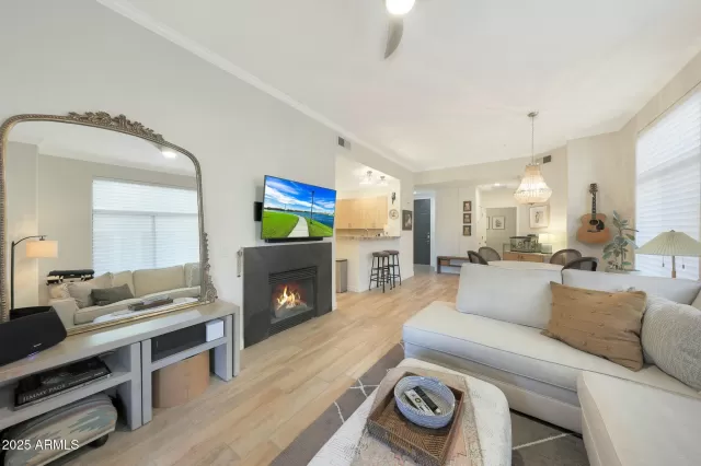 MLS: 6815911 Condo For Sale