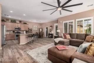 Photo #6: 6816001 Listing 