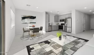 Photo #4: 6816017 Listing