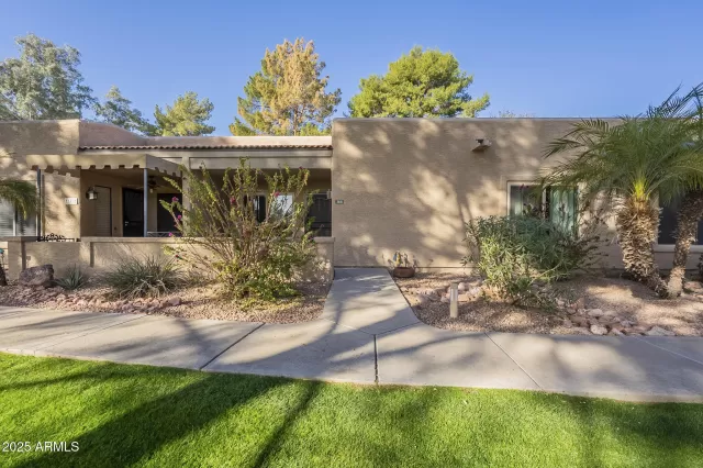 MLS: 6816136 Condo For Sale