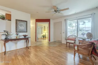 Photo #2: 6816136 Listing 