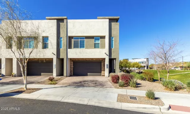 MLS: 6816256 Condo For Sale