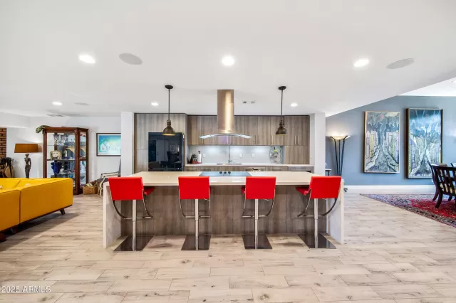 MLS: 6816257 Condo For Sale