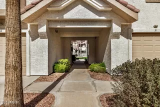 Photo #4: 6816288 Listing