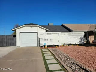 Photo #1: 6816419 Listing 