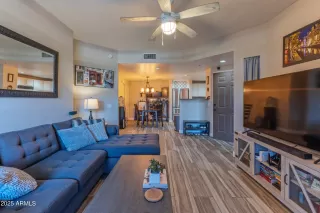 Photo #2: 6816446 Listing