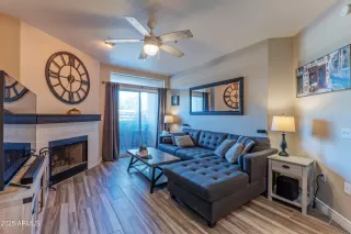 Photo #3: 6816446 Listing