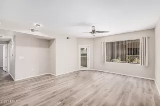 Photo #2: 6816457 Listing 
