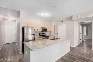 Photo #5: 6816457 Listing 