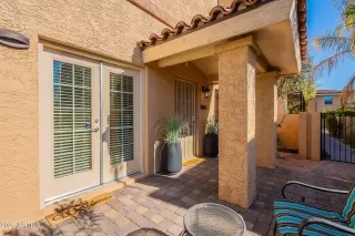 Photo #4: 6816509 Listing