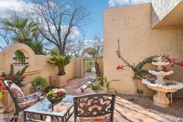 MLS: 6816525 Condo For Sale