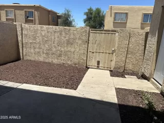 Photo #6: 6816796 Listing 