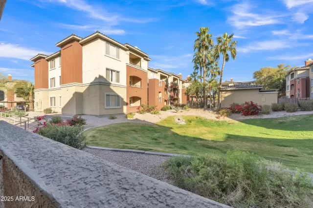 MLS: 6817067 Condo For Sale