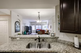 Photo #4: 6817228 Listing 