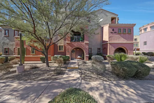 MLS: 6817338 Condo For Sale