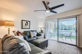 Photo #5: 6817476 Listing 