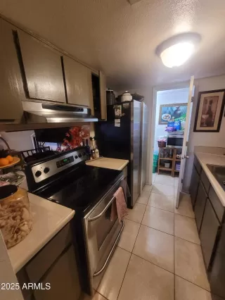 Photo #4: 6817607 Listing 