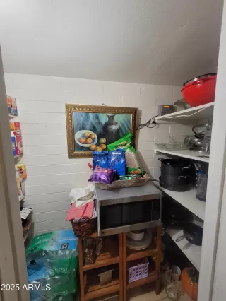 Photo #5: 6817607 Listing 