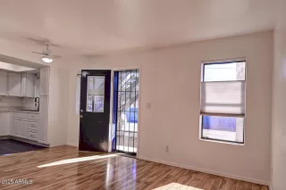 Photo #3: 6817708 Listing