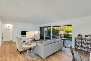 Photo #2: 6817760 Listing