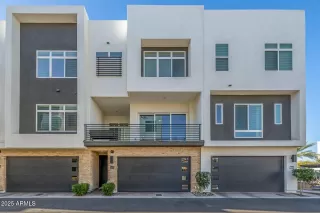 Photo #1: 6817771 Listing