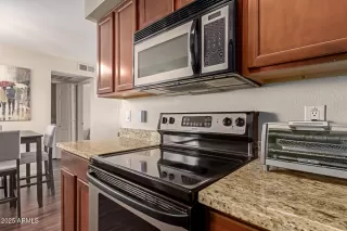 Photo #3: 6817954 Listing 
