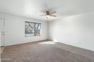 Photo #3: 6818055 Listing