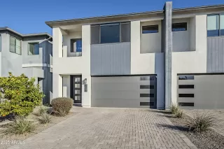 Browse active condo listings in ARTISAN DUETTE