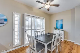 Photo #6: 6818433 Listing