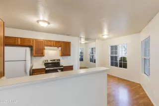 Photo #4: 6818450 Listing