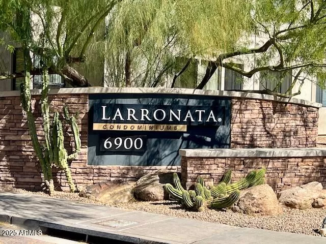 MLS: 6818566 Condo For Sale