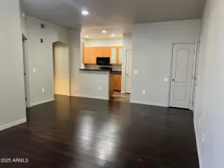 Photo #1: 6818566 Listing