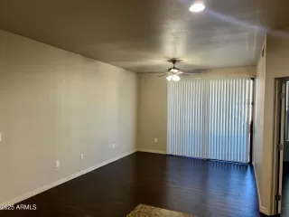 Photo #3: 6818566 Listing