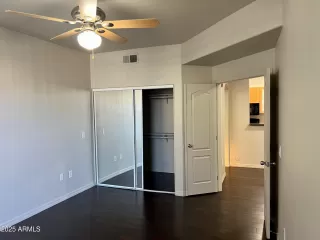 Photo #5: 6818566 Listing