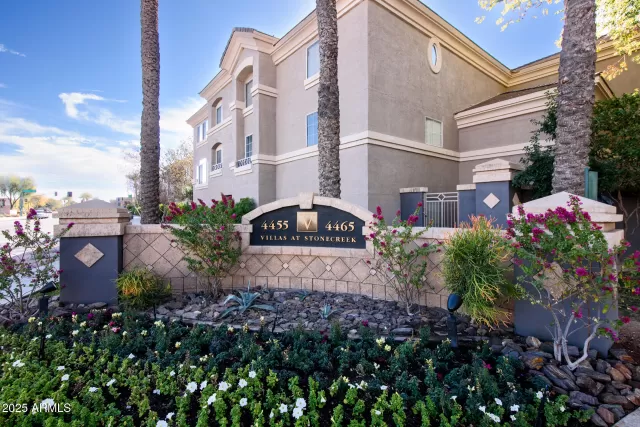 MLS: 6818624 Condo For Sale