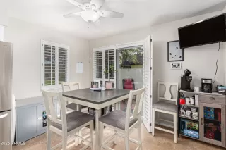 Photo #5: 6818673 Listing 