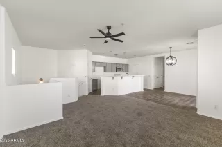 Photo #2: 6818675 Listing 