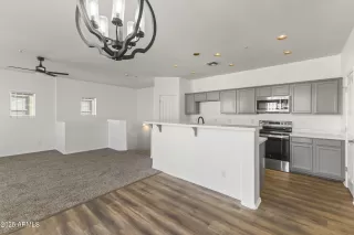 Photo #3: 6818675 Listing 