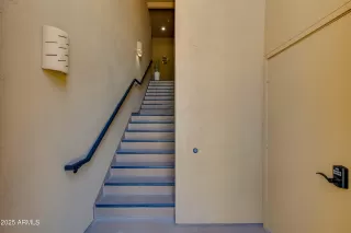 Photo #2: 6818703 Listing