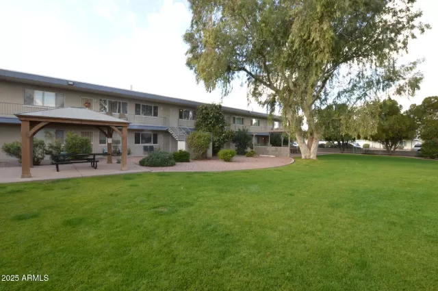 MLS: 6818710 Condo For Sale