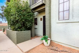 Photo #2: 6818780 Listing
