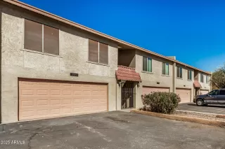 More Details about MLS # 6818838 : 4482 W PALMAIRE AVENUE