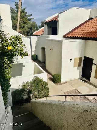 Photo #3: 6818936 Listing 