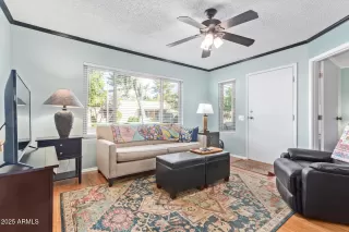 Photo #4: 6818937 Listing 
