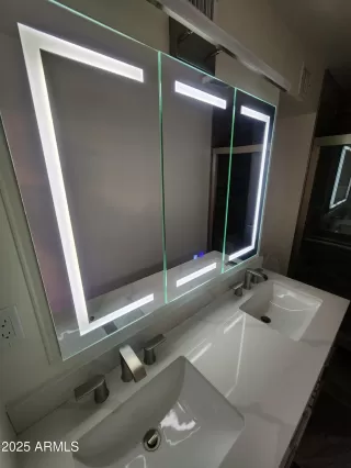 Photo #3: 6819043 Listing 