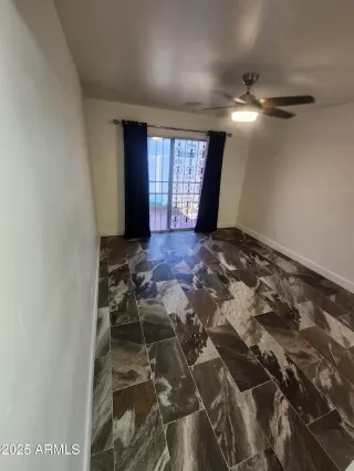 Photo #6: 6819043 Listing 