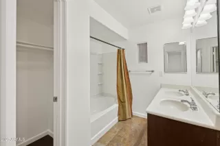 Photo #3: 6819058 Listing