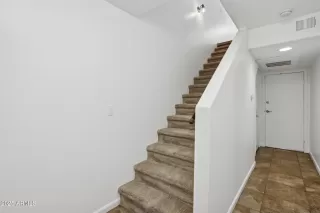 Photo #4: 6819058 Listing