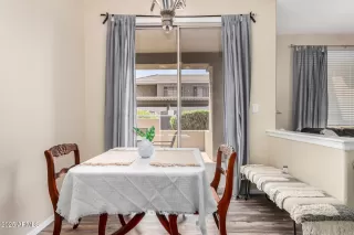 Photo #4: 6819394 Listing